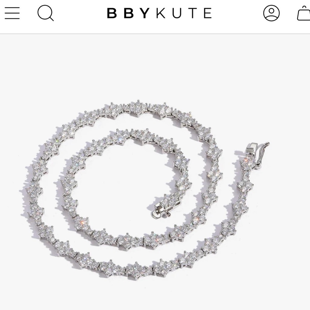 BNIB TENNIS NECKLACE